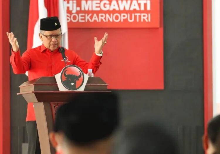 Buka Rakerda III PDIP Banten, Hasto Ingatkan Berpolitik Seperti Merawat Bumi dan Lingkungan