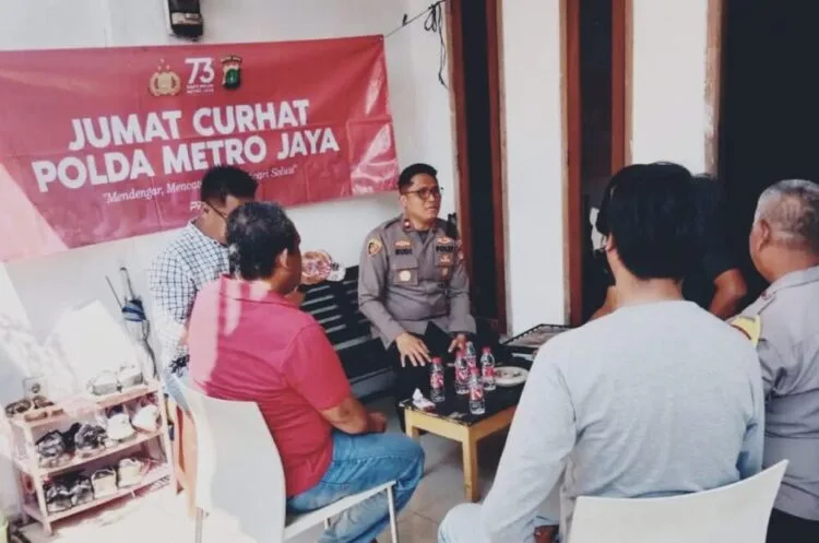 Jumat Curhat Kapolsek Cikarang Selatan Serap Informasi Kamtibmas Langsung dari Warga