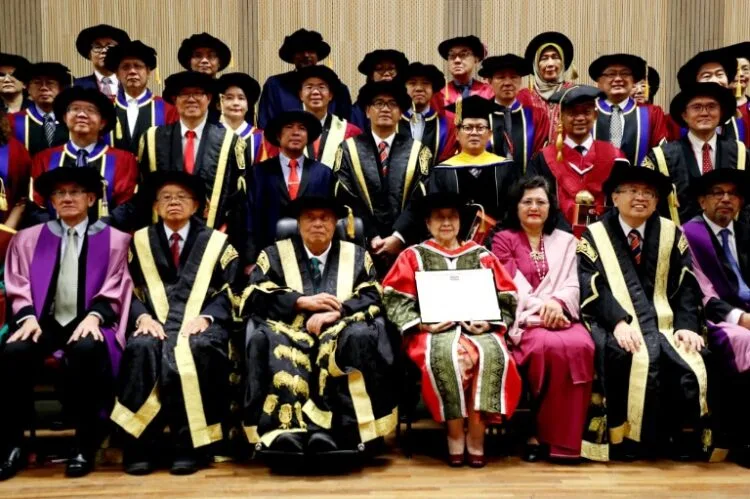 Megawati Dianugerahi Doktor HC, Ini Penjelasan Presiden UTAR Malaysia