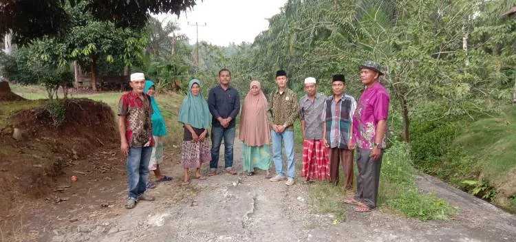 Puluhan Tahun Akses Putus Akibat Jalan Rusak Parah, Belum Pernah Ada Jembatan