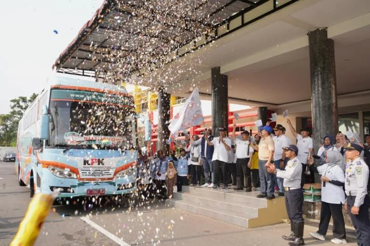 Lepas Roadshow Bus KPK ke Sumatera Utara, Gubernur Sumbar: Tingkatkan Pemahaman Masyarakat tentang Antikorupsi