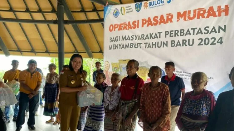 PLBN Napan Inisiasi Operasi Pasar Murah, Beras hingga Minyak Goreng Ludes Terjual Hitungan Jam