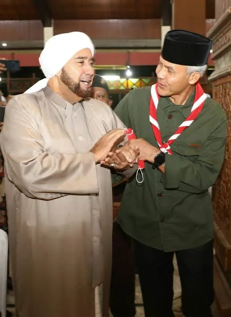 Ganjar Bertemu Habib Syech: Jateng Bershalawat adalah Kenangan Terindah