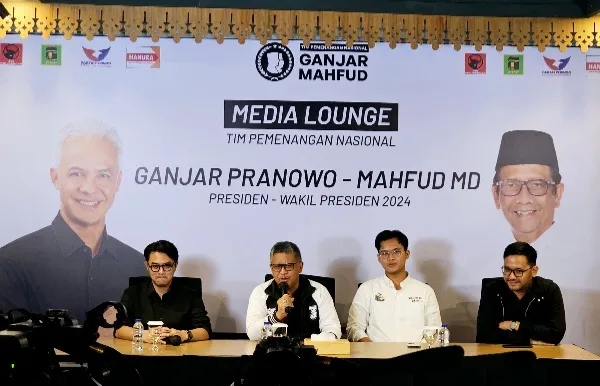 Sekjen PDIP Tegaskan Investor Besar Ganjar-Mahfud Adalah Kekuatan Rakyat