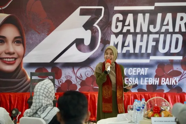 Atikoh Ungkap Peristiwa Ketika Ganjar dan Ahmad Basarah Naik Haji Bersama