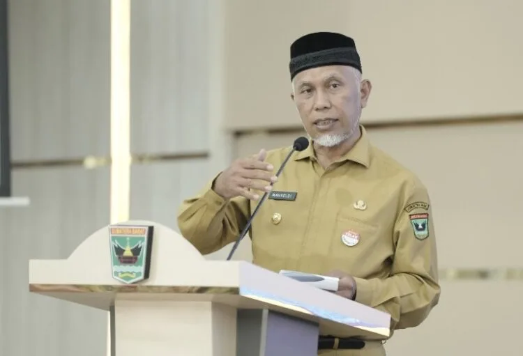 Gubernur Mahyeldi Minta Pelayanan Publik Terus Ditingkatkan