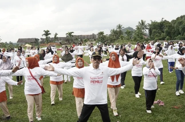 Bupati Safaruddin: Petugas KPPS Wajib Jaga Kesehatan