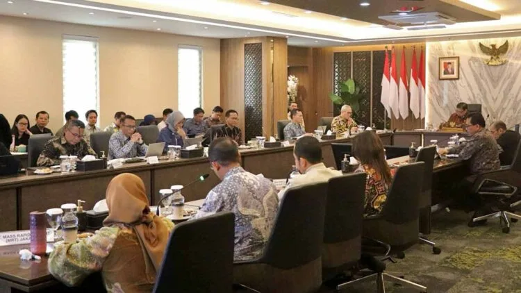 Peran Sentral Kemendagri Kawal Proyek Transportasi Umum Jabodetabek