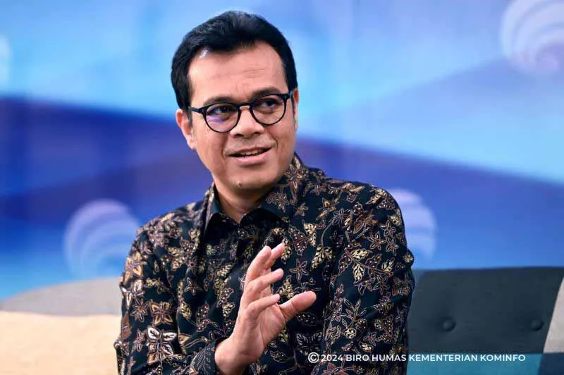 Masyarakat Makin Dewasa, Wamenkominfo: Politik Identitas dan Hoaks Menurun! 