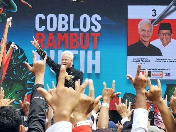 Nyanyian Solo Bukan Gibran Berkumandang Saat Hajatan Rakyat Solo