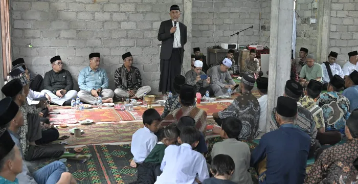 Gubernur Sumbar Ingatkan Warga Sijunjung akan Keutamaan Memakmurkan Rumah Allah