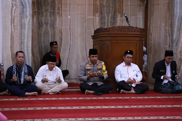 Buka Puasa Bersama Polres Metro Bekasi, Pj Bupati Dani Ramdan: Eratkan Silaturahim Forkopimda dan Masyarakat