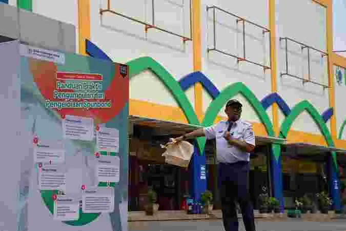 Gerakan Gunakan Ulang Kantong Spunbond Diluncurkan, Warga Jakarta Diajak Terapkan Gaya Hidup Ramah Lingkungan