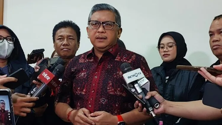 Hasto Singgung Suara Guru Besar Dianggap Residu Politik oleh Jokowi