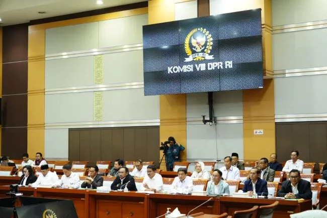 Raker Komisi VIII DPR, Menag Yaqut Jelaskan soal Pelayanan KUA untuk Semua Agama