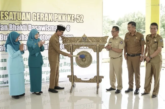 Peringatan HKG PKK ke 52, Bupati Safaruddin Ingatkan 10 Program Pokok PKK