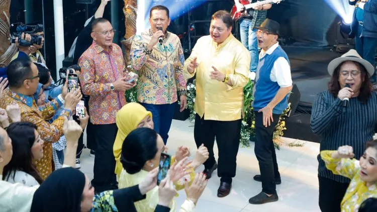 Antisipasi Melemahnya Nilai Tukar Rupiah Atas Dolar AS
