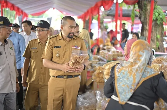 Wagub Audy Buka Bazar Ramadan Selama 4 Hari