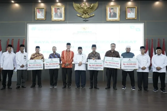Gubernur Mahyeldi Imbau Masyarakat Segerakan Pembayaran Zakat dan Infak