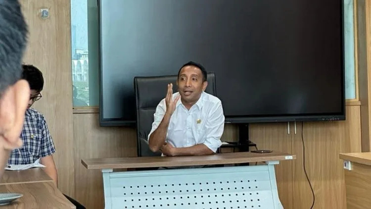 Fraksi PSI DPRD DKI Jakarta Buka Hotline Pengaduan Penonaktifan KTP Warga DKI Jakarta