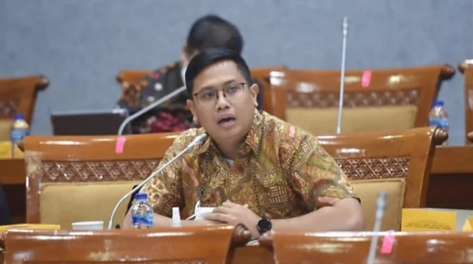 DPR Desak Pemerintah Evaluasi Sistem Pendidikan Kedinasan