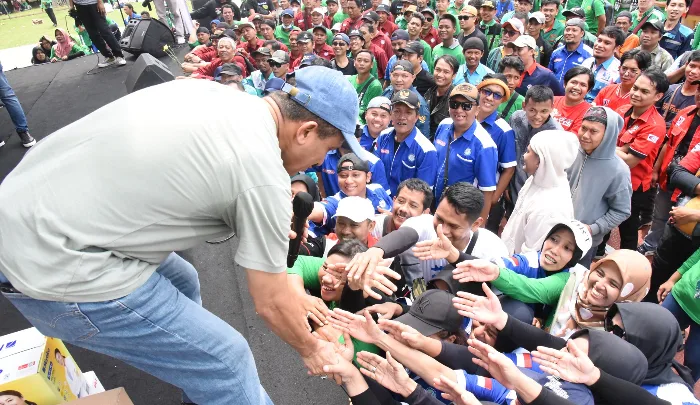 Peringatan May Day di Pemkot Jaktim Diisi dengan Panggung Hiburan, Bazar, Baksos dan Santunan