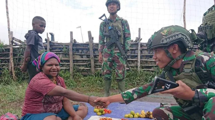 Rosita, Wujud Kepedulian Prajurit Buaya Putih dan Mama Papua