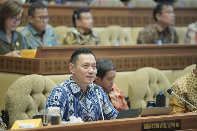 Menteri AHY Laporkan Rencana Kerja 2025 di Komisi II DPR