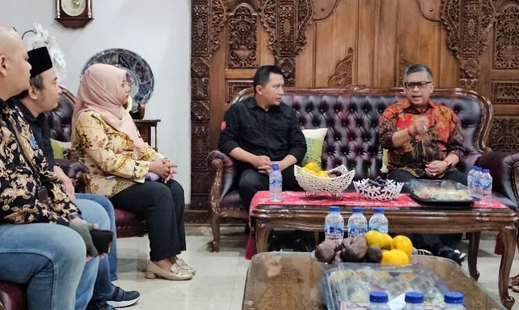 Sekjen PDIP Apresiasi KPU dan Bawaslu Laksanakan Tugas Jelang Pilkada 2024