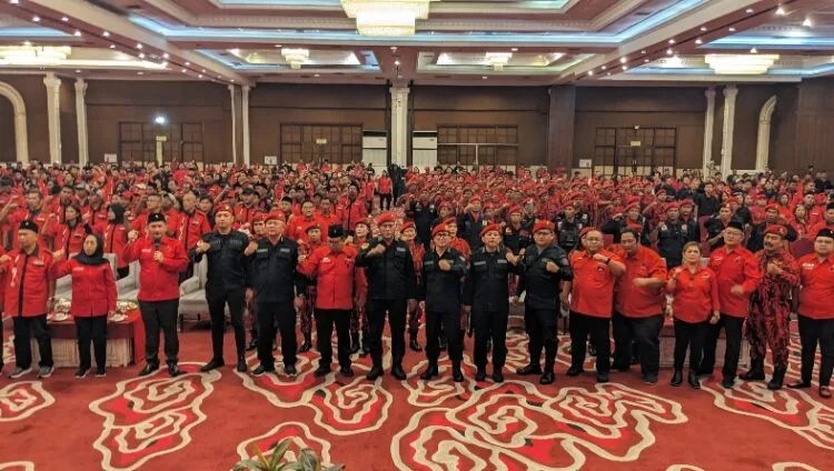 Komarudin Watubun: PDIP Gembleng dan Gelorakan Semangat Juang Kader