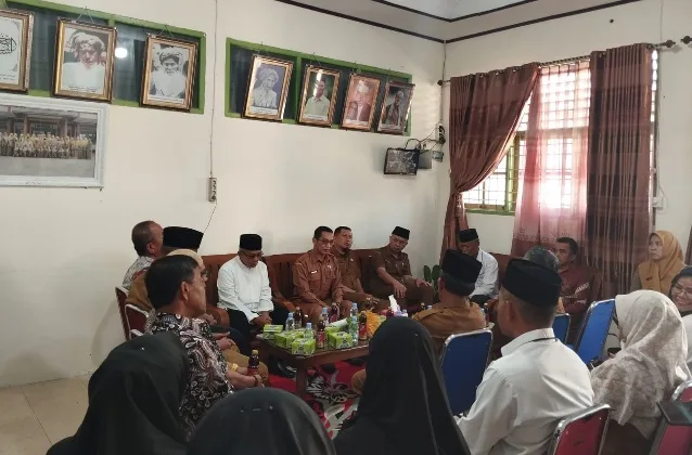 Hari Koperasi ke-77, Pemkab dan Gerakan Koperasi Lima Puluh Kota Kunjungi Rumah Masa Kecil Bung Hatta