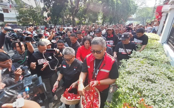 Refleksi Kudatuli, Hasto: Pilkada Merupakan Gerakan Rakyat Bersama Pemimpin