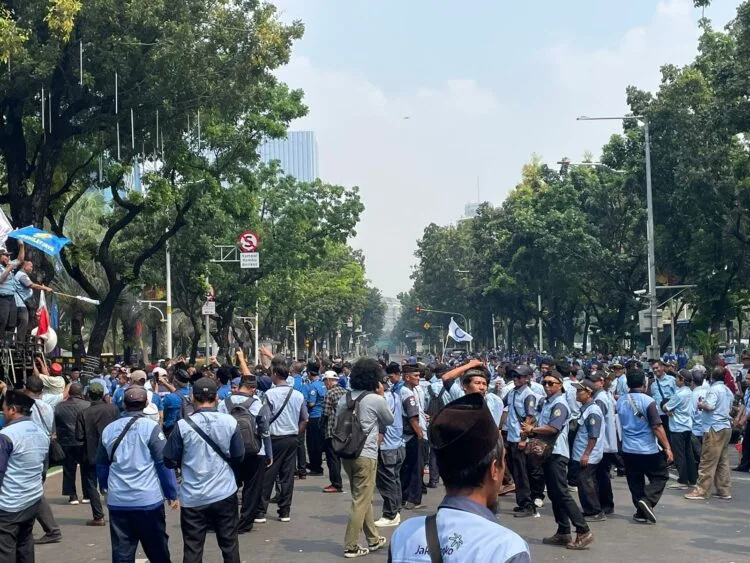 Direksi Transjakarta Bertindak Diskriminasi, Pj Heru Diminta Segera Copot Jajaran Direksi