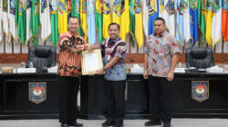 LKPP Anugerahi Kemendagri Penghargaan Kematangan UKPBJ Level 3