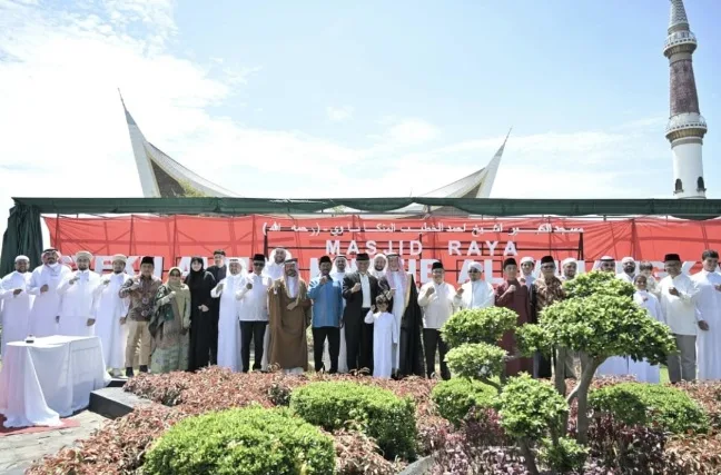 Tiga Gubernur Sumbar Hadiri Peresmian Mesjid Syekh Ahmad Khatib Al Minangkabawi