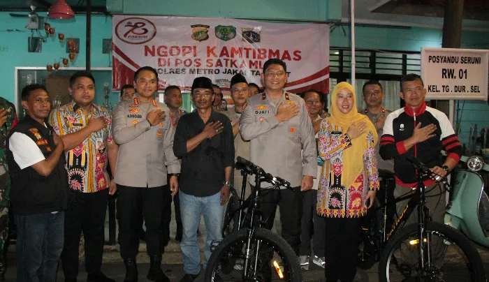 Melalui Program Ngopi Kamtibmas, Wakapolda Serap Aspirasi Warga Tanjung Duren Selatan