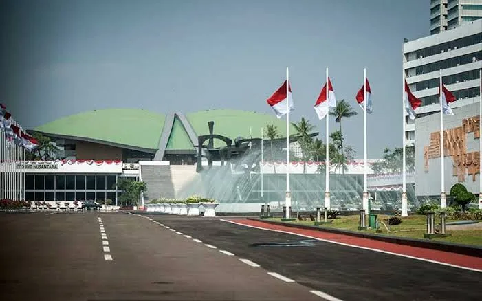 Anulir Putusan MK, Pengamat Sebut DPR Rusak Tatanan Konstitusional