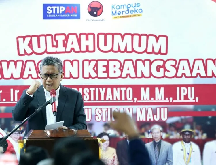 Hasto Ungkap Pembentukan STIPAN Bukti Kecintaan Megawati Putra dan Putri Papua