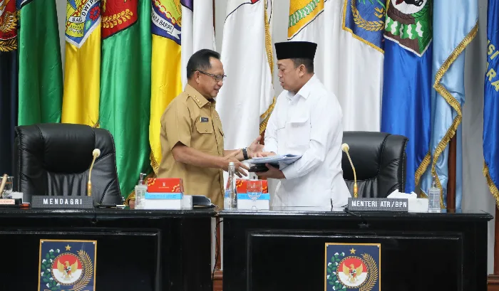 Rakor Bersama Menteri ATR di Kemendagri, Mendagri Minta Pemda Percepat Penyelesaian RTRW dan RDTR