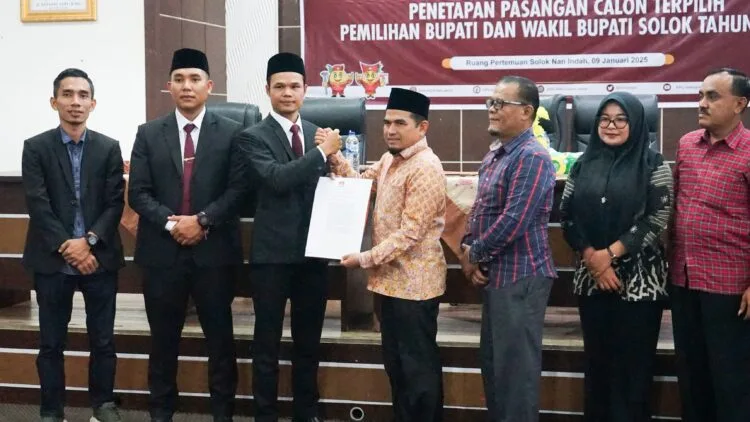 KPU Kabupaten Solok Tetapkan Jon Firman Pandu dan H. Candra sebagai Bupati dan Wakil Bupati Solok Terpilih