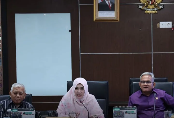 Komisi V DPRD Sumatera Barat Menggodok Raperda Fasilitasi dan Pengauatan Presantren 