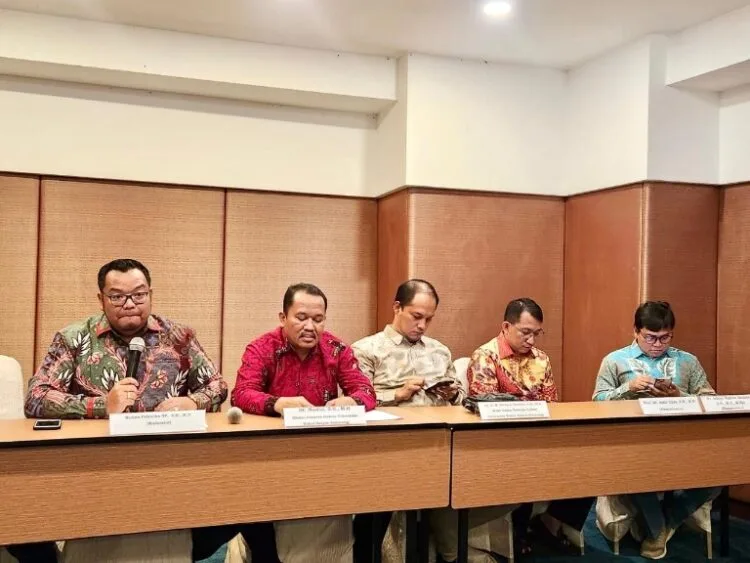 Gelar Eksiminasi Perkara, Para Pakar: Hasto Tak Dapat Dijerat Delik Suap oleh KPK