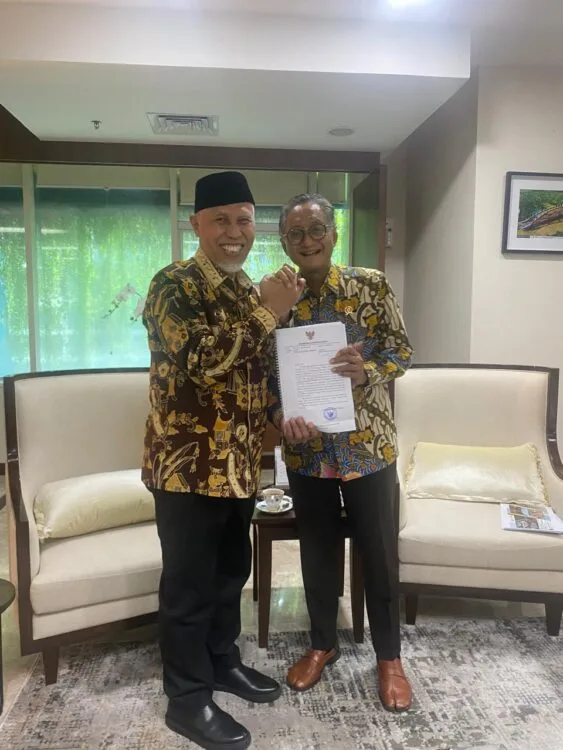Bahas Pembangunan Infrastruktur Strategis Sumbar, Gubernur Mahyeldi Temui Menteri PUPR