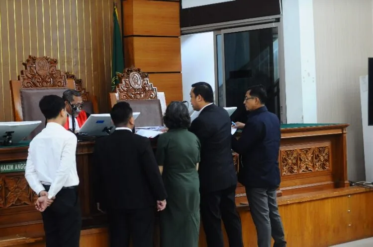 Tim Hukum Hasto Minta Penyidik KPK Rossa Dihadirkan di Sidang Praperadilan