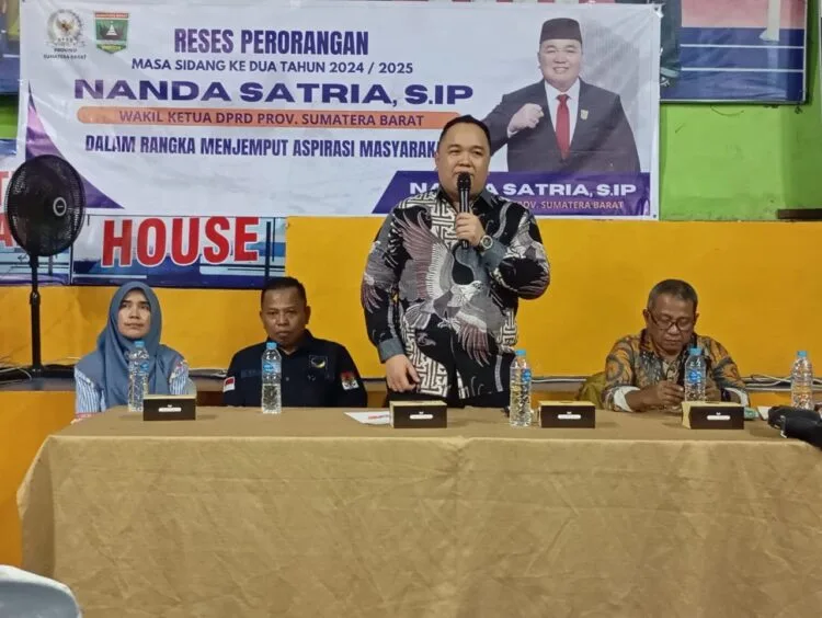 Wakil Ketua DPRD Sumbar Tampung Aspirasi Masyarakat Kota Padang