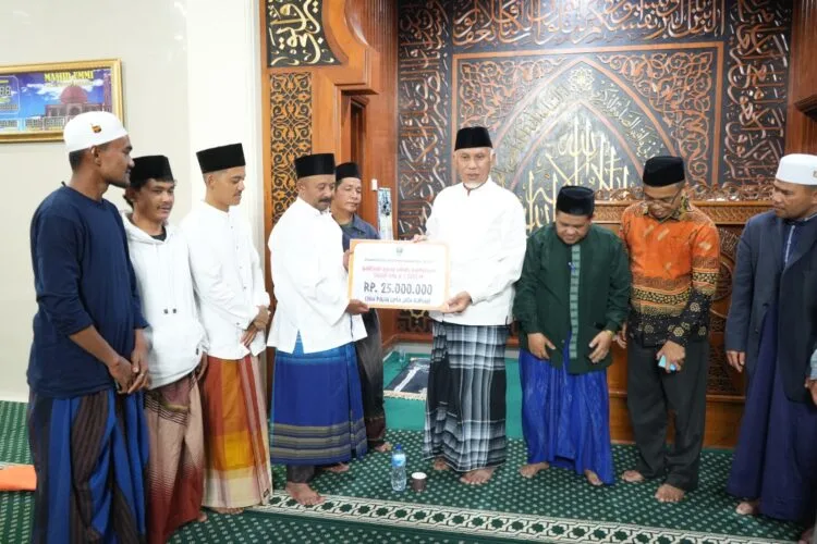 Mahyeldi: Generasi Muda Tingkatkan Peran dalam Memakmurkan Masjid