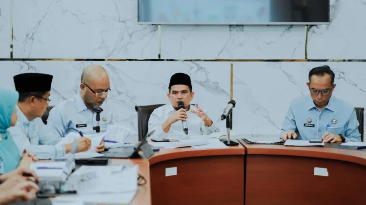 Rapat Bersama OPD, Wabub Solok H.Candra Pimpin Rapat Persiapan Sekolah Rakyat