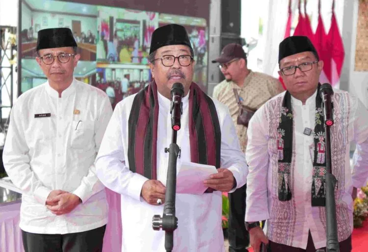 Wagub Rano Resmikan TPS 3R dan Ratusan Bank Sampah Baru di Jakarta