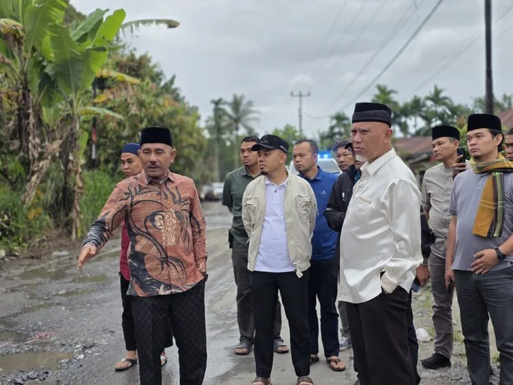 Gubernur Pastikan, Setelah Lebaran Ruas Jalan Batas Payakumbuh-Sitangkai akan di Rigid Beton