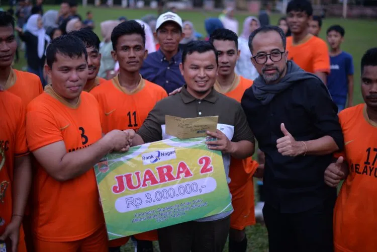 Anggota DPRD Sumbar Hadiri Apresiasi Turnamen Sepak Bola Antar Suku di Padang Sibusuk, Dorong Pembinaan Atlet Muda
